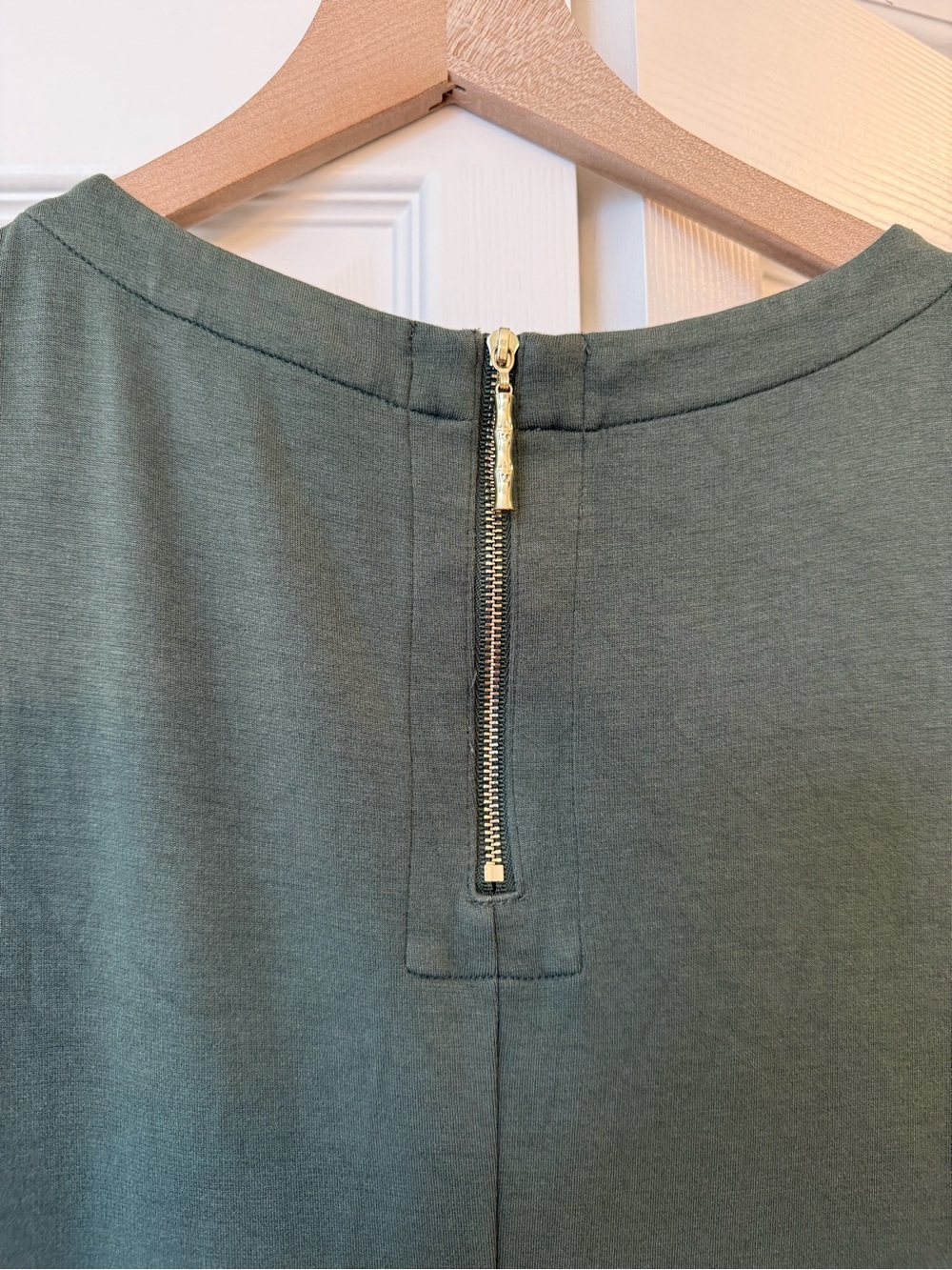 Tommy Bahama Soft Sage Green Tank Dress Size Small Sleeveless Casual Resort - Picture 4 of 7